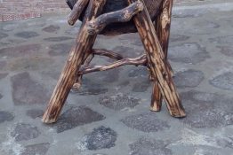 Ръчно изработен стол